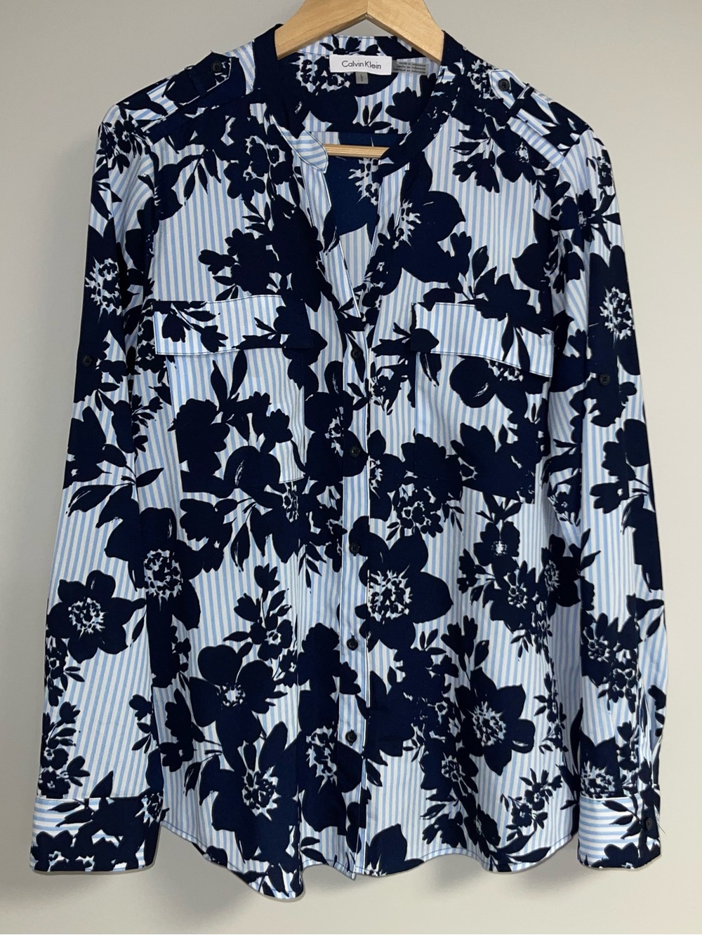 Calvin Klein Blouse Womens Shirt Large Top Navy Blue Floral Pin Stripe Pattern